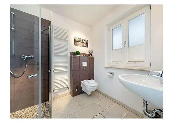 Lighthouse View 글로페